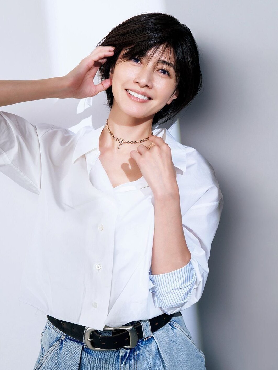 【内田有紀×藤ヶ谷太輔】さわやかなサマースタイルに品格をもたらすシャネルのダイヤモンドジュエリー