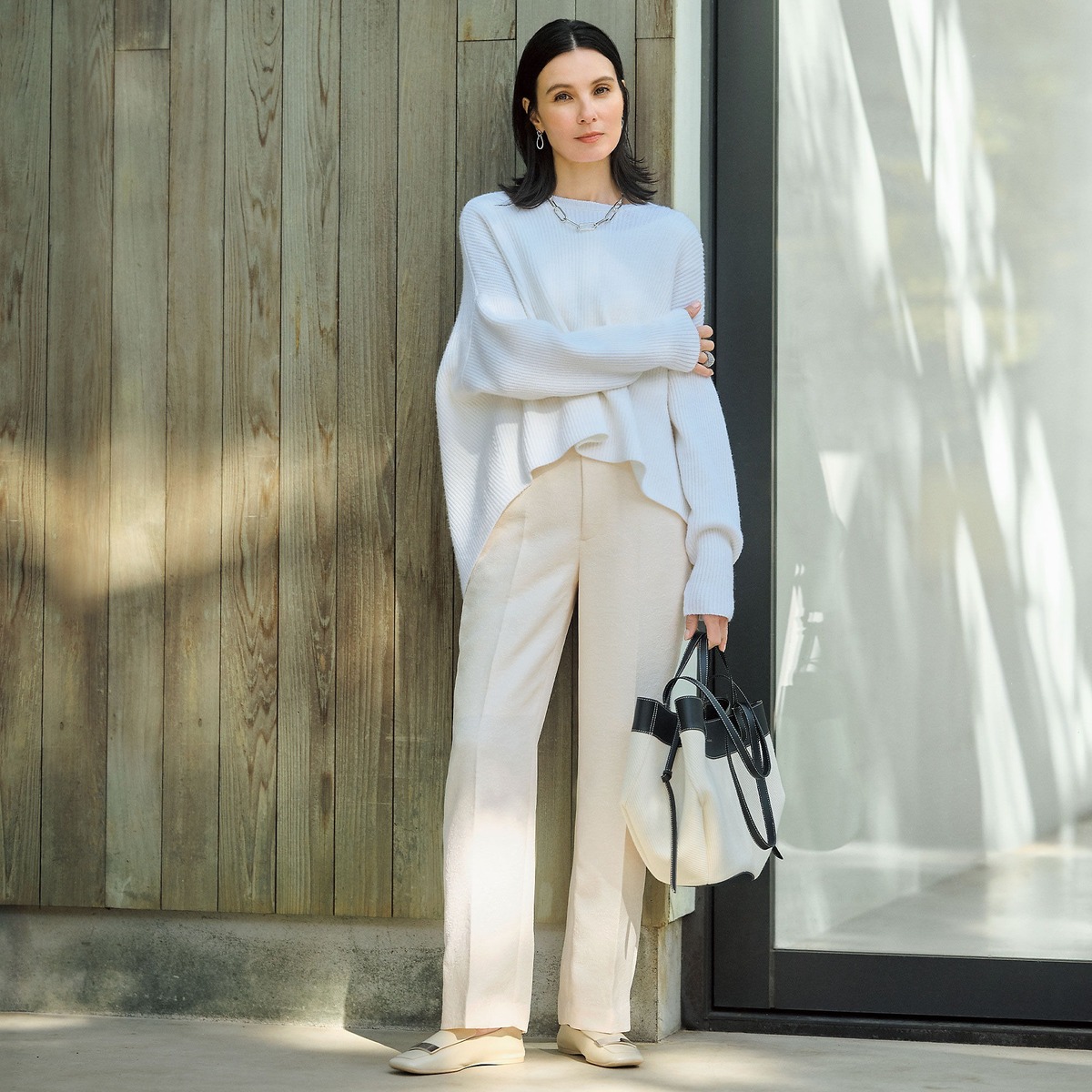 華やかなおでかけ服の本命！「E by éclat」気持ち華やぐ「柄と色」