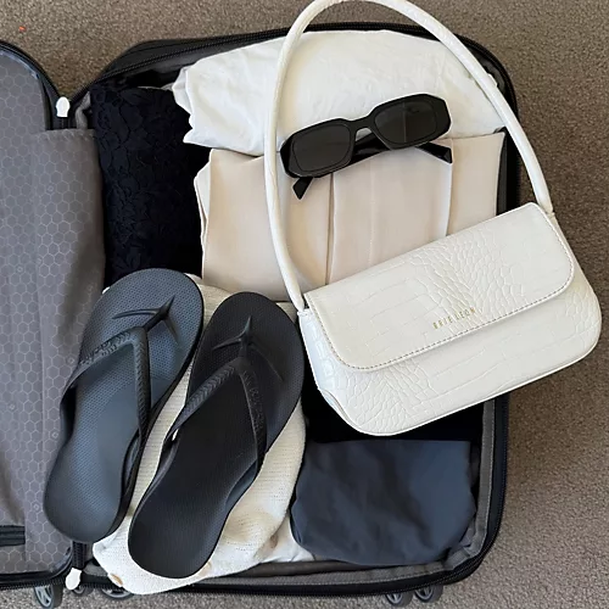 eclat premium(エクラプレミアム)