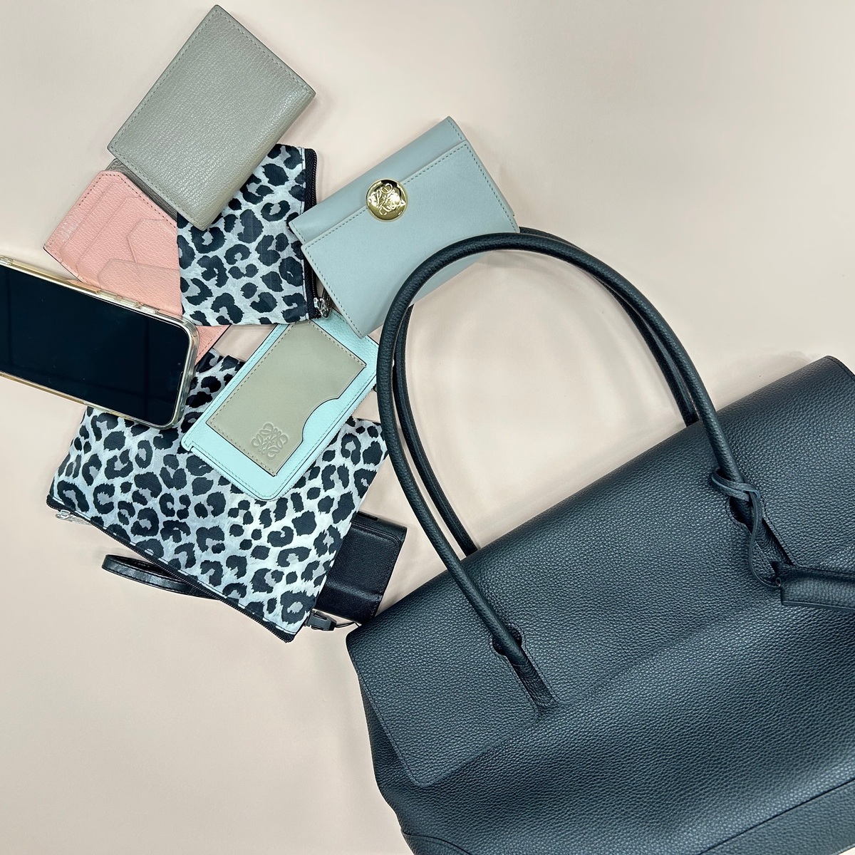 大荷物派におすすめしたい！ペッレ モルビダのバッグ【エクラ編集部員の偏愛名品図鑑 #24】