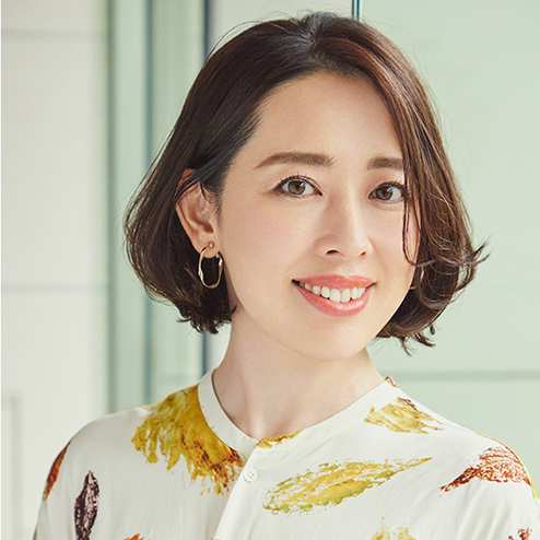 はらりと揺れる毛束が秋の注目スタイルに。トレンド先取り大人ボブ【50代髪型・ヘアスタイル】