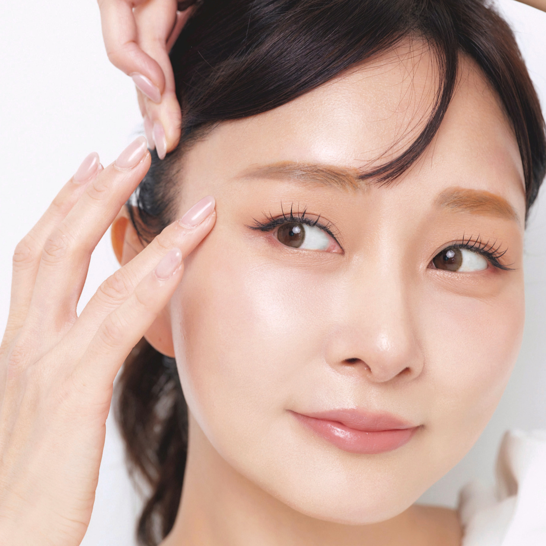 目まわりをふっくらさせて老け見え回避。美容家・石井美保さんが教える「膨らます」アイケア