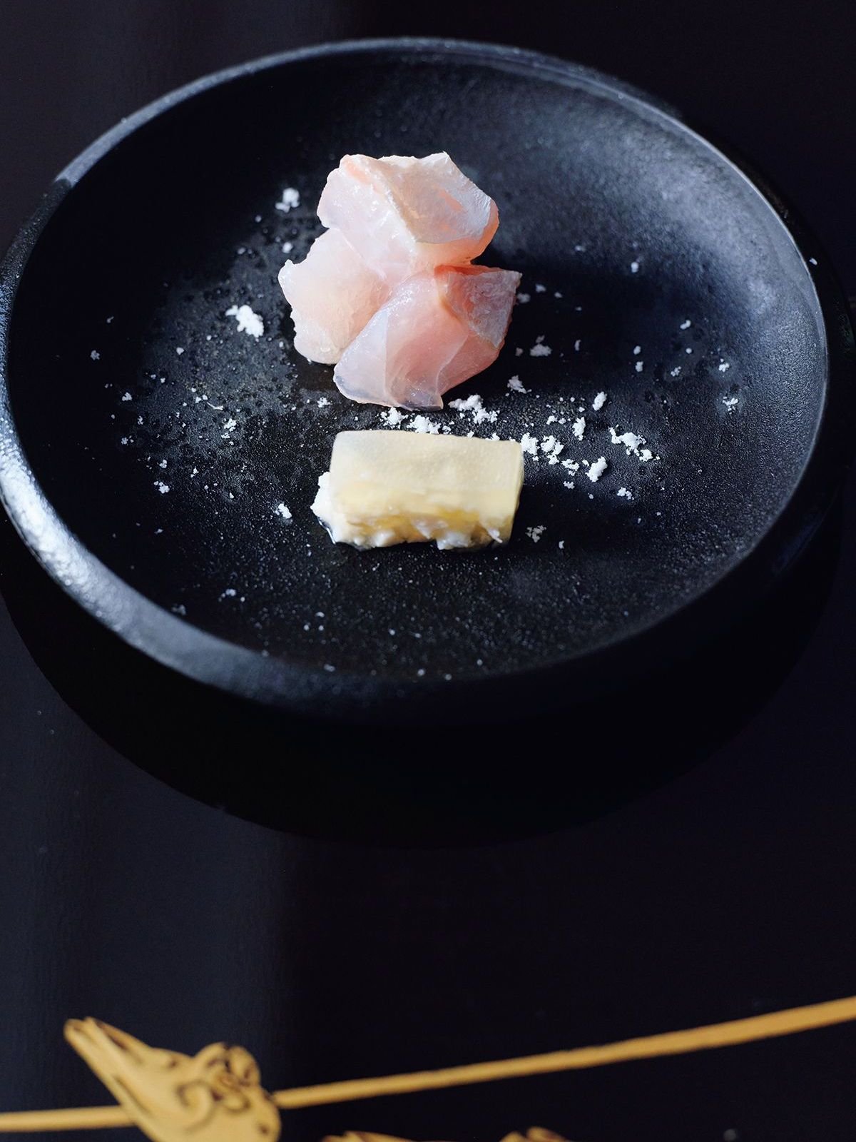 豊かな歴史と美食の地、新潟県村上市へ。老舗割烹『割烹 新多久』で食と文化を堪能