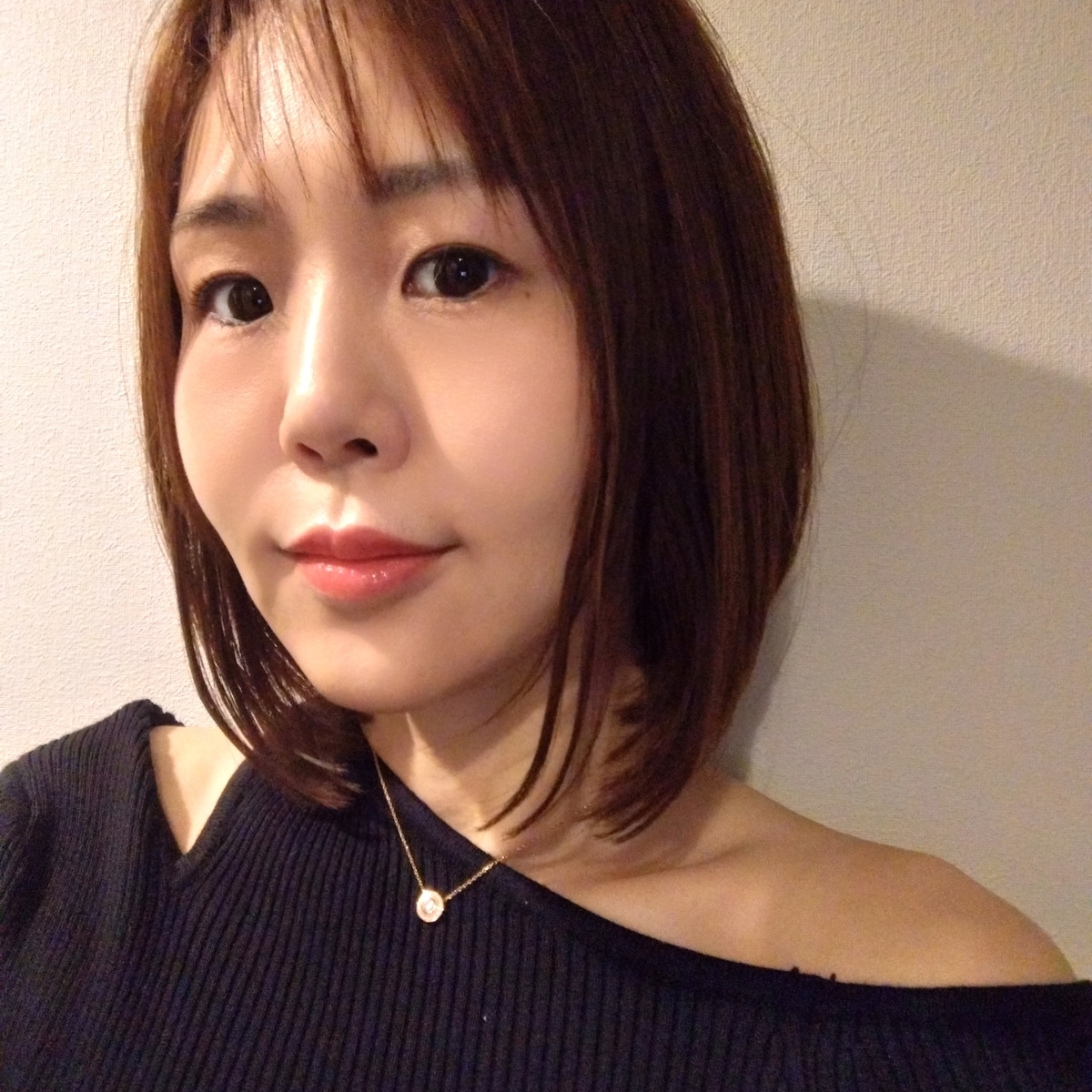 春ヘアにチェンジ。前下がりボブで軽やかに。