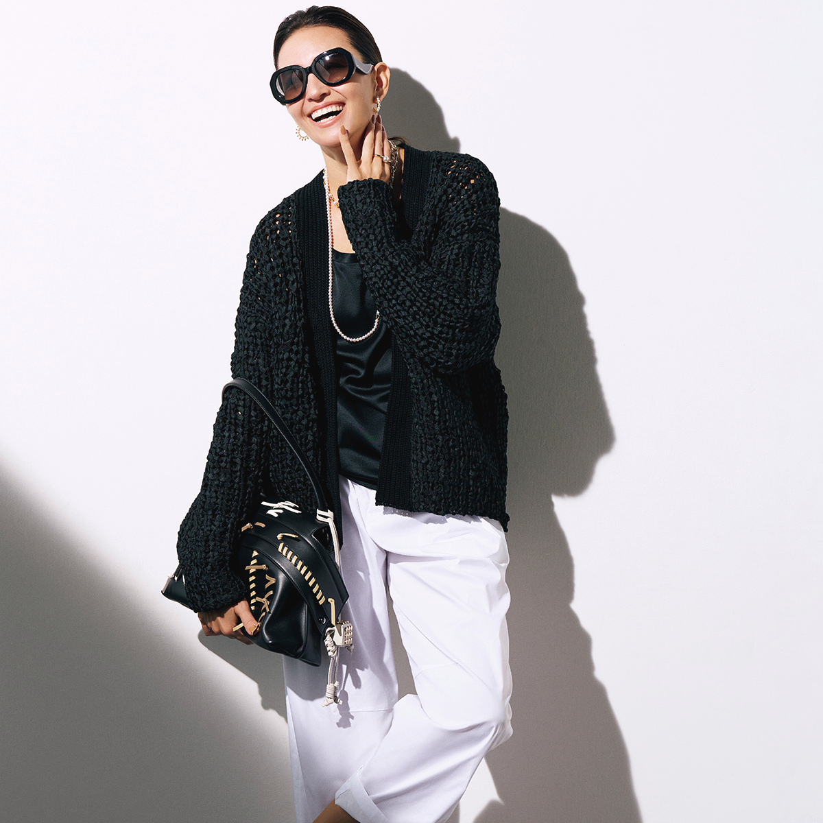 春の本命「カーディガン」を今年らしく更新！ ジャケット感覚でさっと羽織れるのが◎