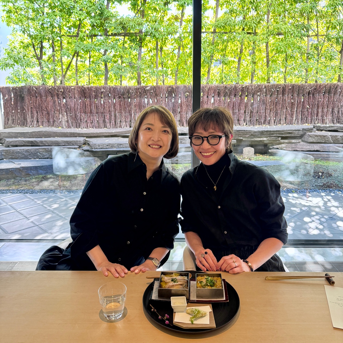 華組・奈弓さんと表参道「茶洒 金田中」ランチ＆水墨画レッスン