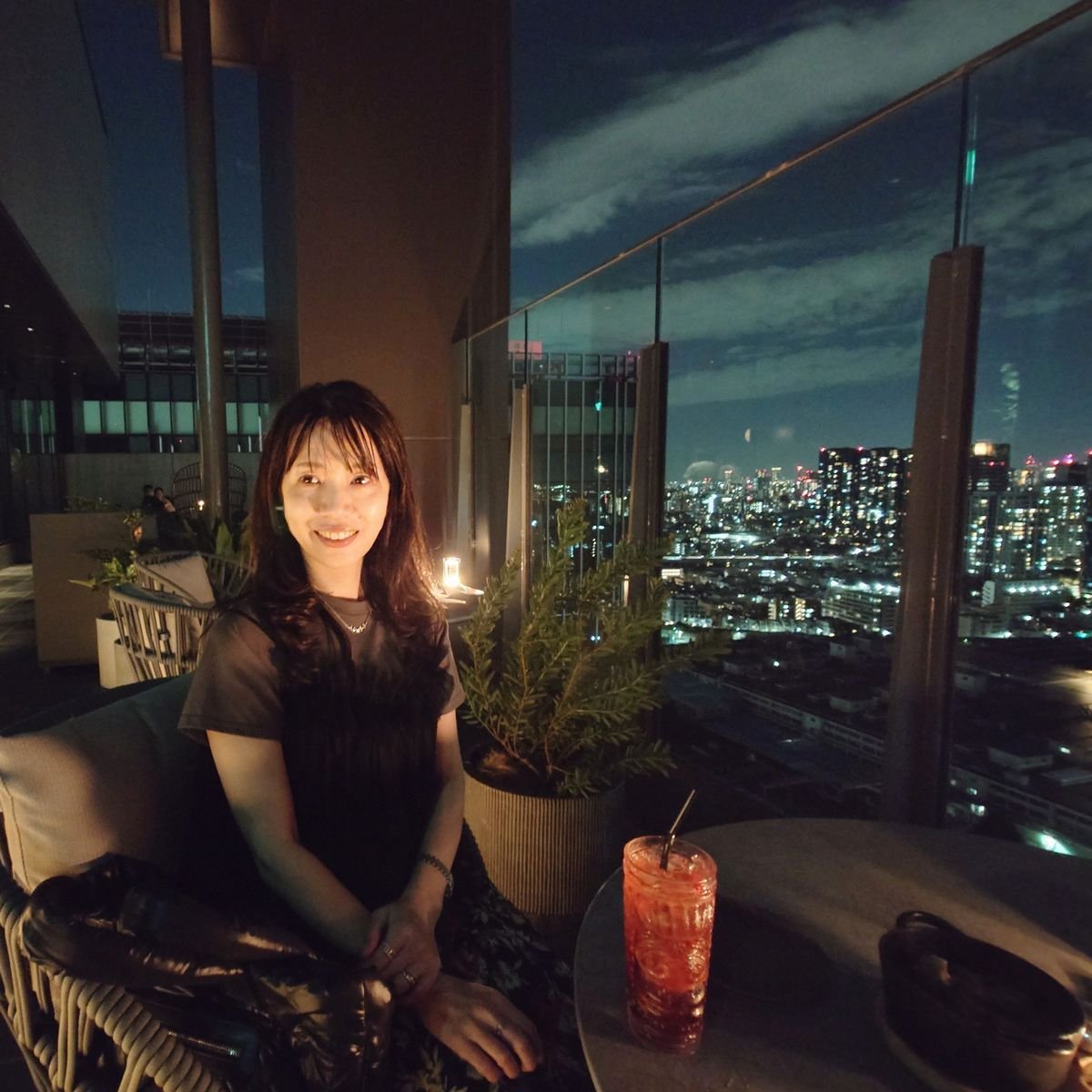 OIMACHI TRACKSに!? 【The TRAVELERS HOUSE ROOFTOP BAR】🍸️
