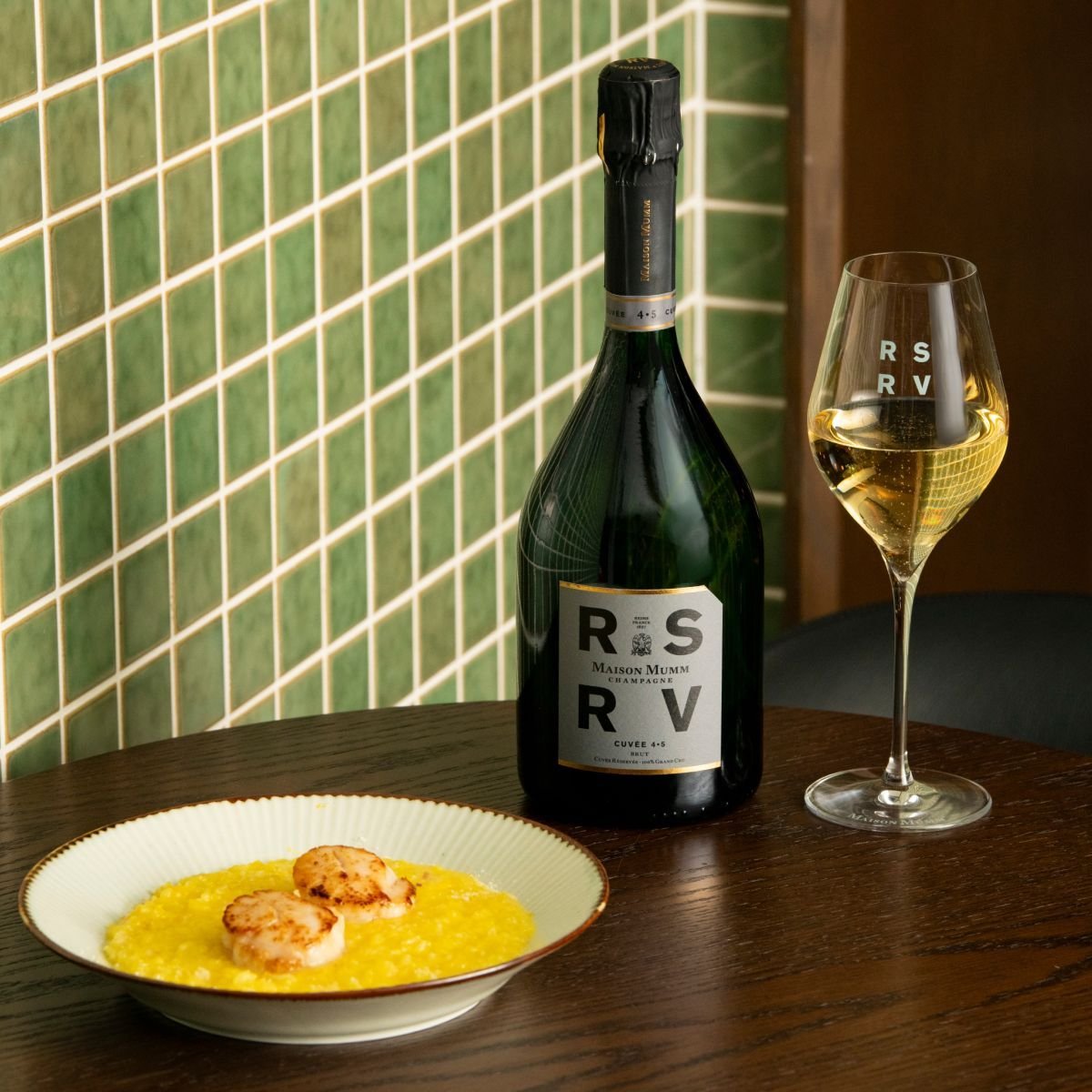 初夏の食卓を彩る、美食家に愛されるシャンパーニュ「RSRV」