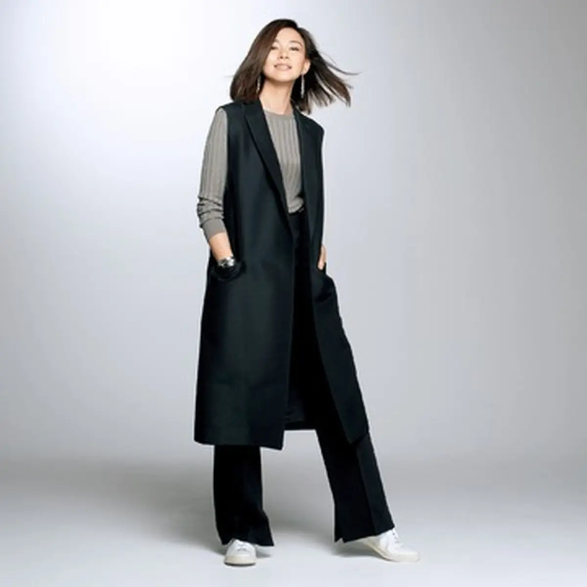 着るだけでこなれ感を叶える「HAVEL studio」のジレ&パンツ｜Web eclat